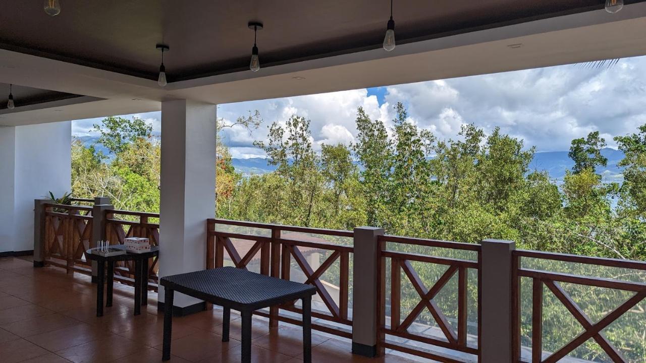 Bakawan Hideaway Resort And Restaurant Tomas Oppus Exteriör bild